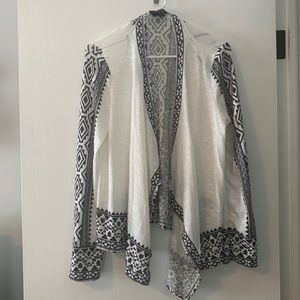 Trendy Sweater/Jacket